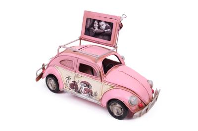 Dekoratif Metal Araba Çerçeveli ve Kumbaralı